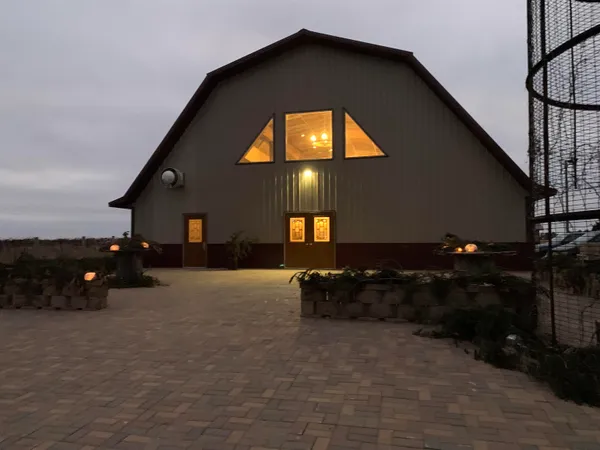 $3,275,000 | S3424 Peterson Lane, Viroqua, WI 54665