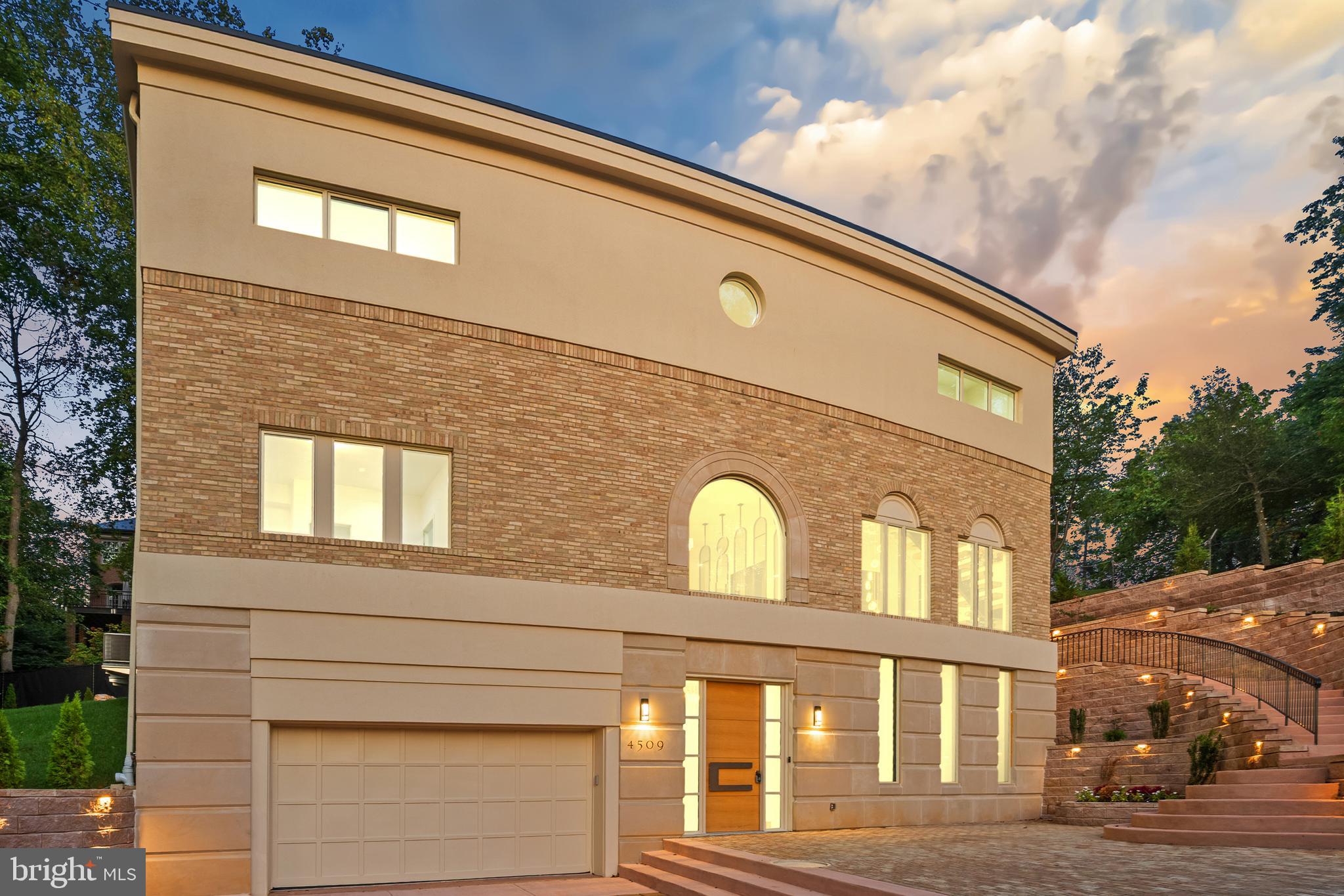 4509 Foxhall Crescent Northwest Washington, DC 20007 - Photo 36 of 39