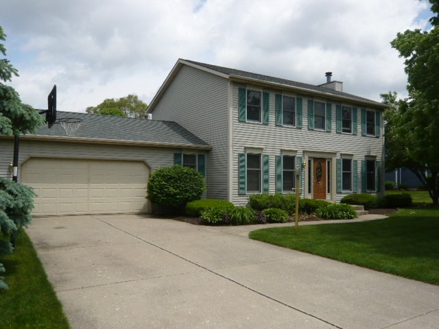 805 Johnson Road South Bend, IN 46614 - Photo 1 of 15