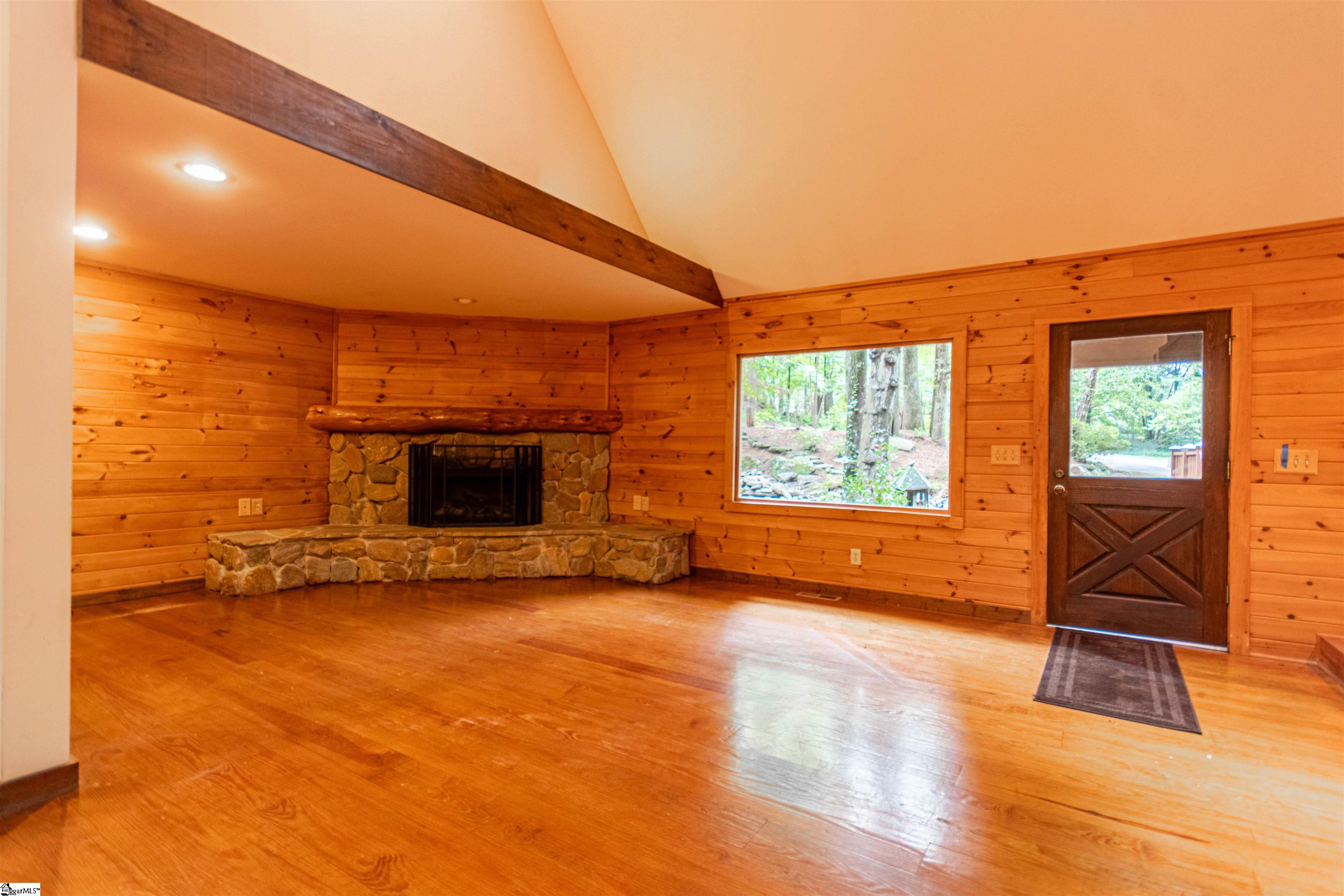 1113 State Park Road Greenville, SC 29609 - Photo 4 of 30