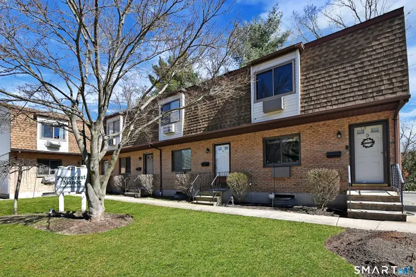 $1,850 | 421 Emmett Street, Unit 4, Bristol, CT 06010