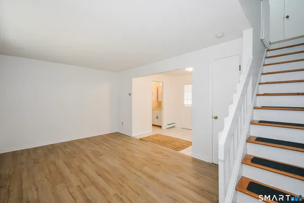 $1,850 | 421 Emmett Street, Unit 4, Bristol, CT 06010