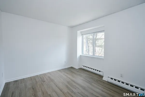 $1,850 | 421 Emmett Street, Unit 4, Bristol, CT 06010