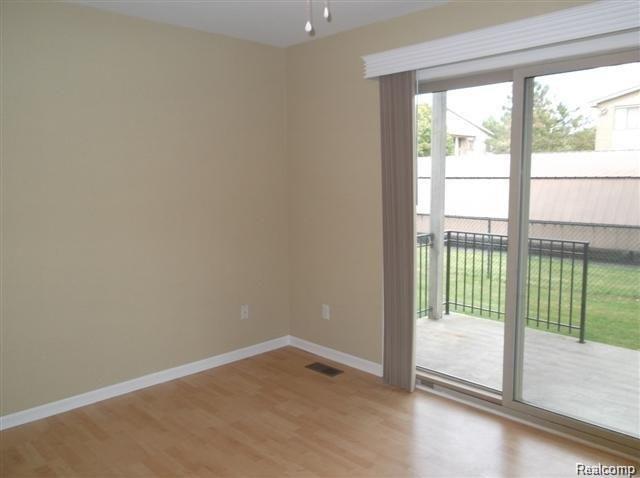 18530 East 14 Mile Road Fraser, MI 48026 - Photo 12 of 23 GetMedia (6).jpg
