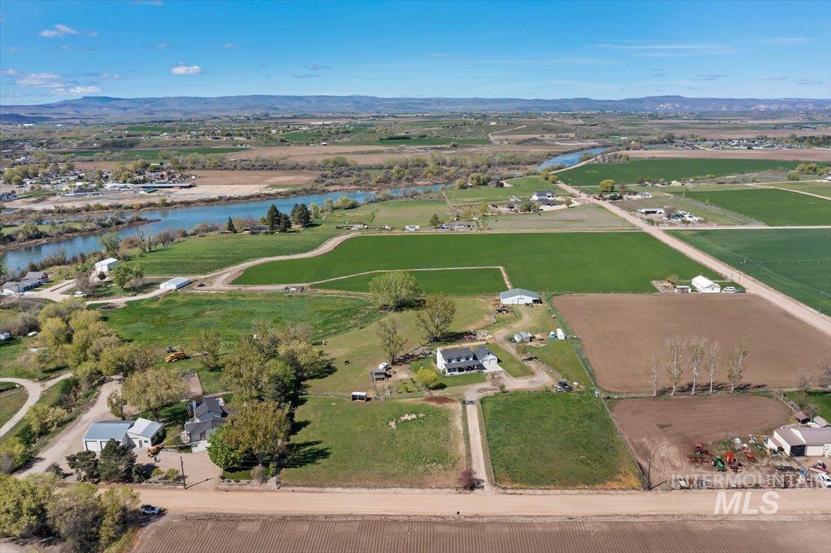 17895 Fargo Road Wilder, ID 83676 - Photo 5 of 49