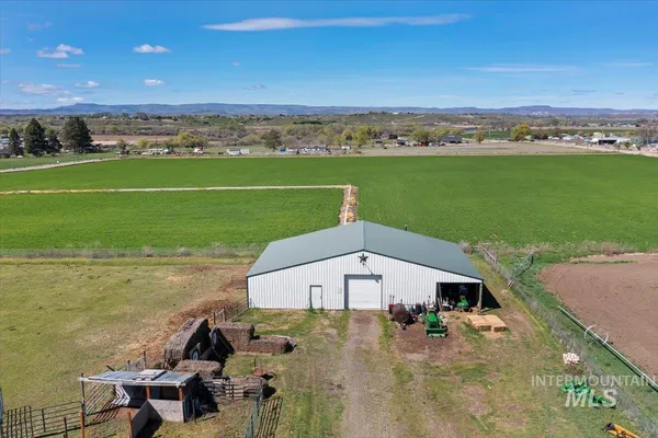 $750,000 | 17895 Fargo Road, Wilder, ID 83676