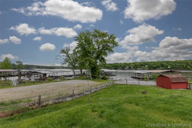 $365,000 | 29686 Lake Road 57, Warsaw, MO 65355