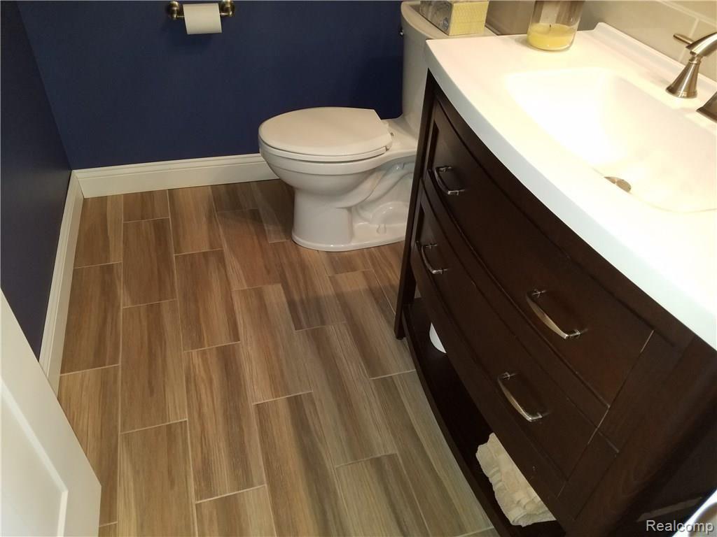 1821 Charm Court Rochester Hills, MI 48306 - Photo 19 of 22