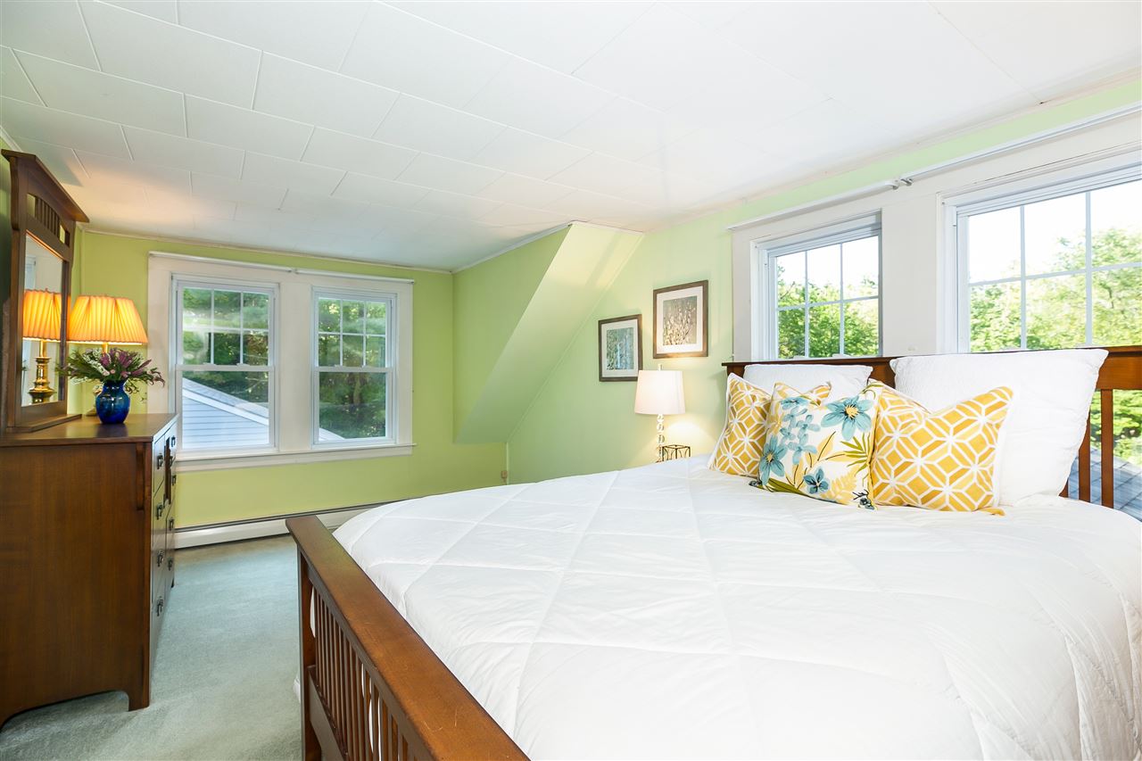 95 Clark Road Wolfeboro, NH 03894 - Photo 16 of 24 Gallery Image 16