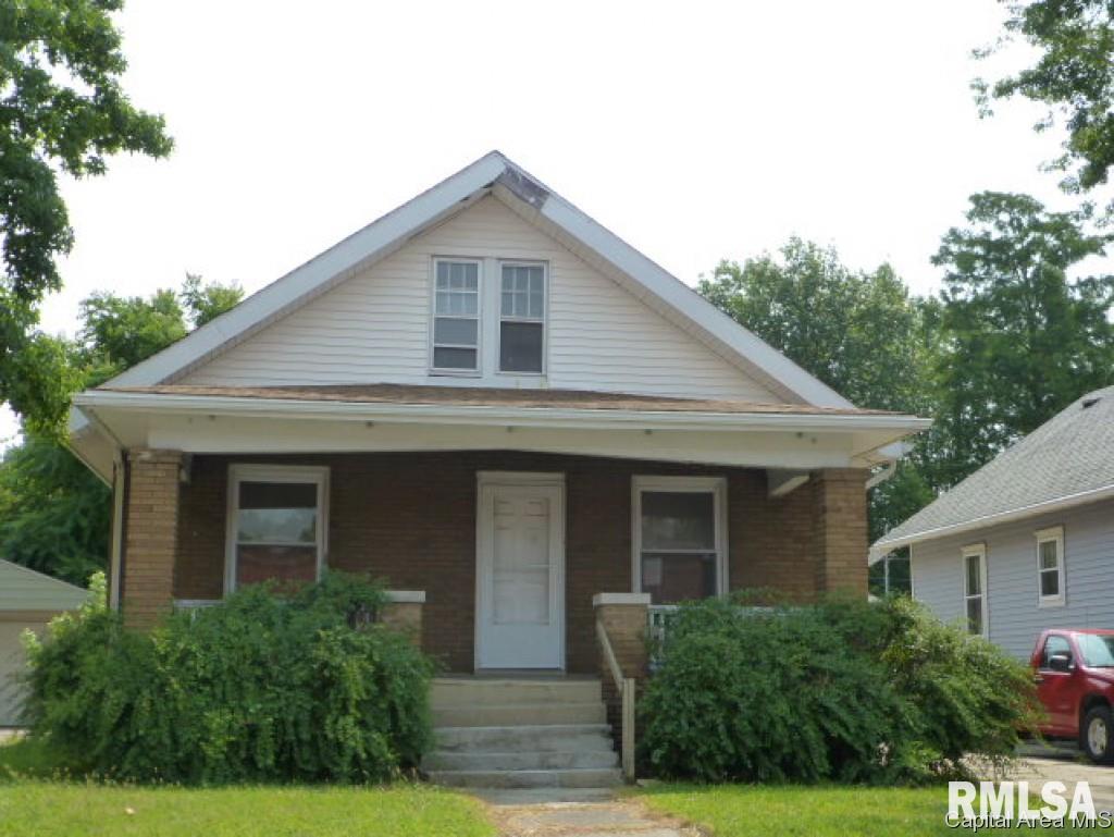 2124 South 11th Street Springfield, IL 62703 - Photo 1 of 16