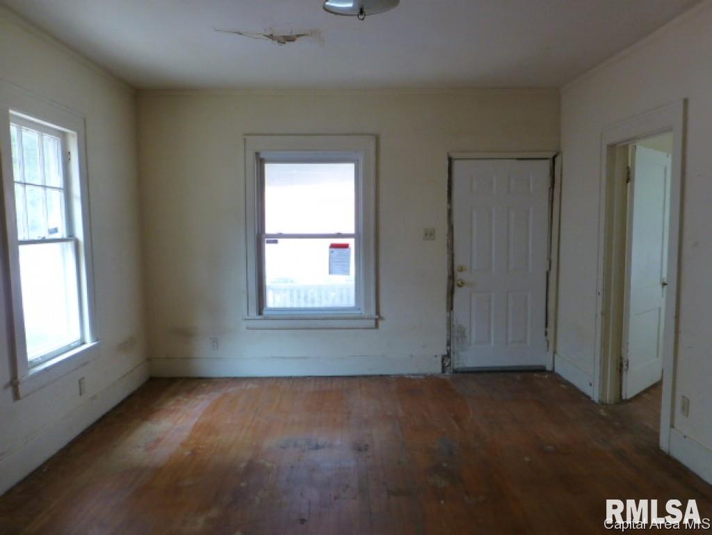 2124 South 11th Street Springfield, IL 62703 - Photo 2 of 16