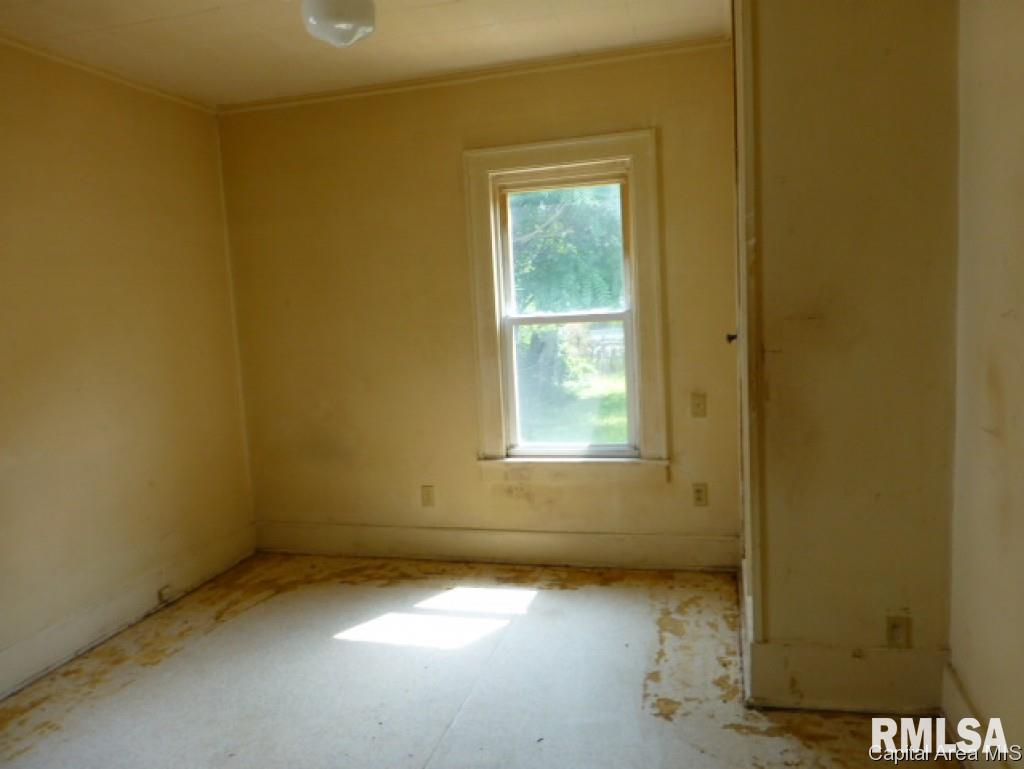 2124 South 11th Street Springfield, IL 62703 - Photo 9 of 16