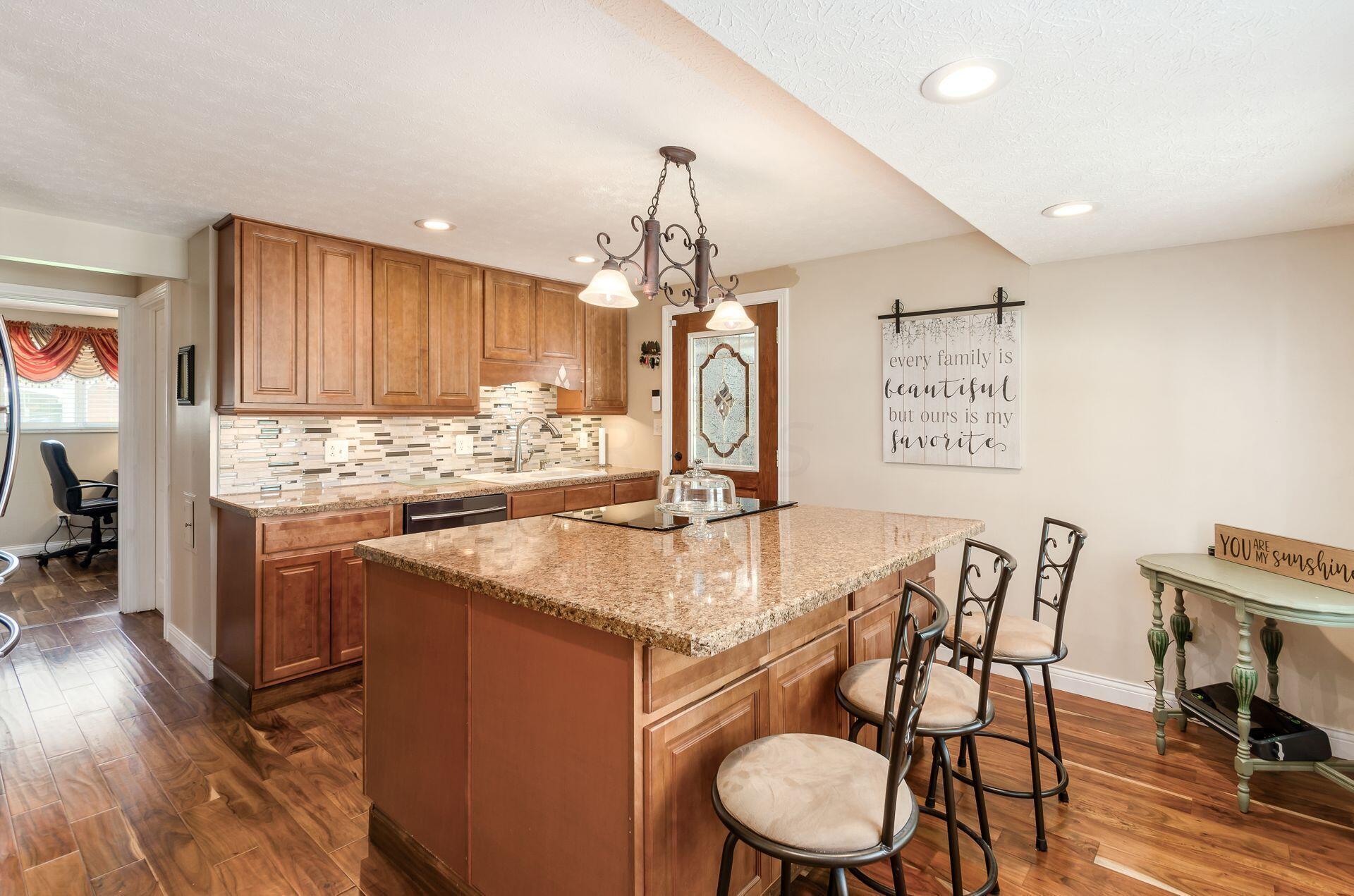 4024 Clime Road Columbus, OH 43228 - Photo 11 of 26 011_f139d7_K 4024 Clime Rd022