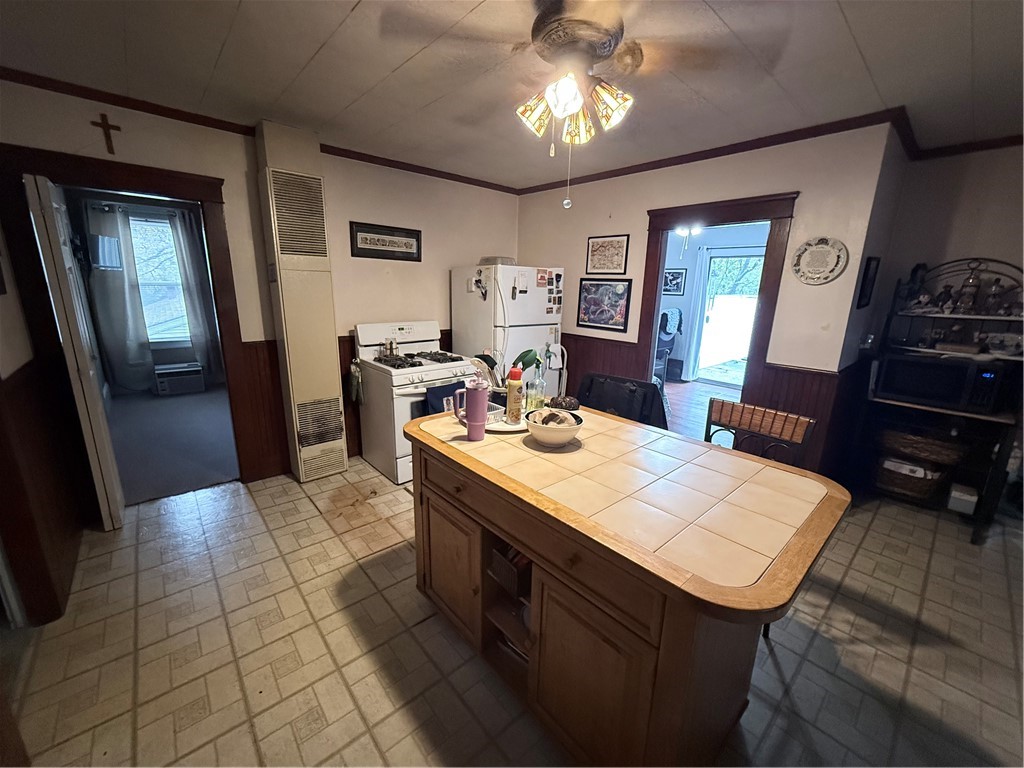 154 St Agnes Avenue Woonsocket, RI 02895 - Photo 30 of 33