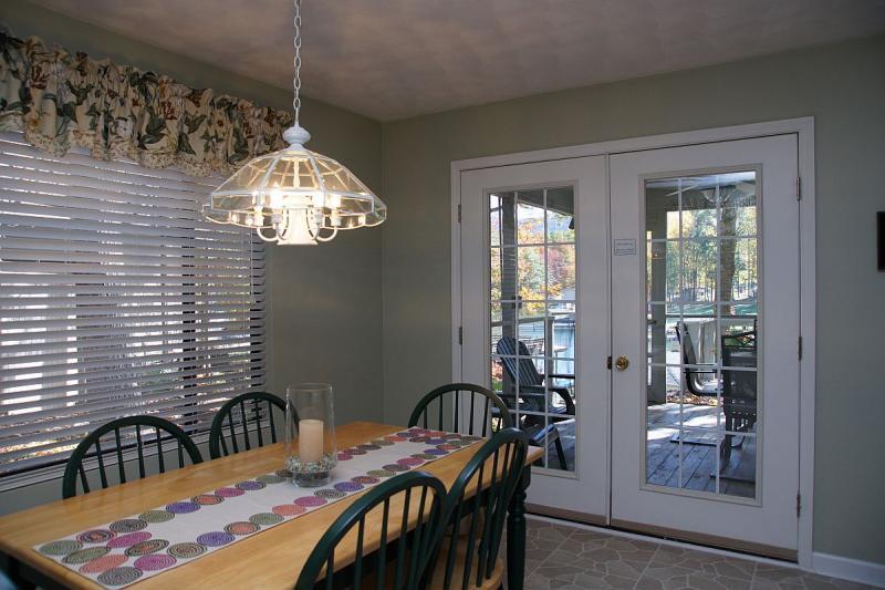 5824 Smith Mountain Road Penhook, VA 24137 - Photo 11 of 26 Dining room