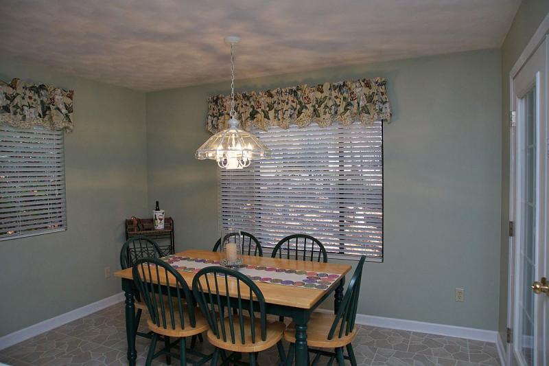 5824 Smith Mountain Road Penhook, VA 24137 - Photo 9 of 26 Dining room