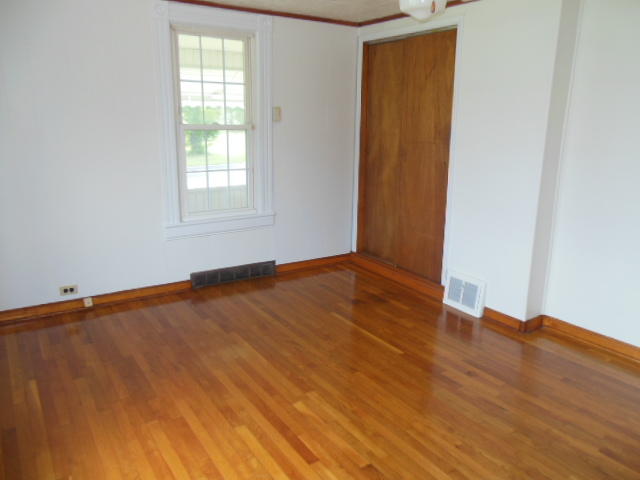 3451 Cove Road Roanoke, VA 24017 - Photo 15 of 35 DSCN5894