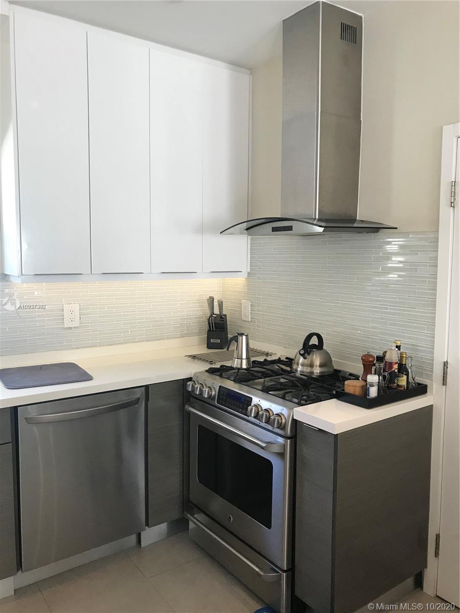 8810 Dickens Avenue Surfside, FL 33154 - Photo 10 of 11