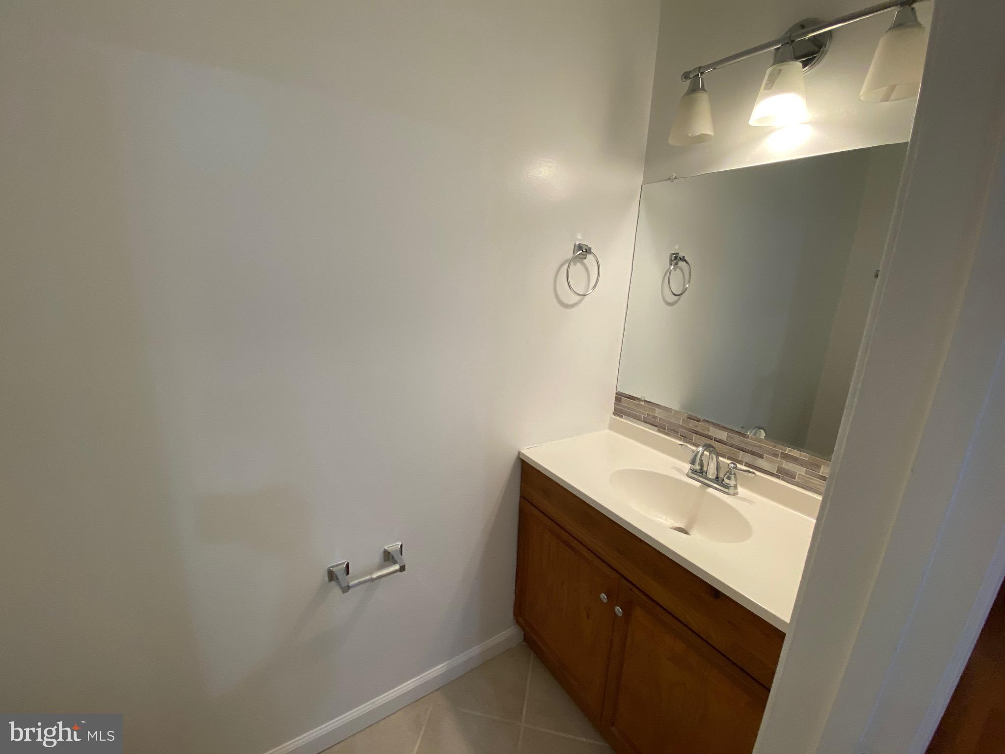 14817 Winding Loop Woodbridge, VA 22191 - Photo 24 of 27