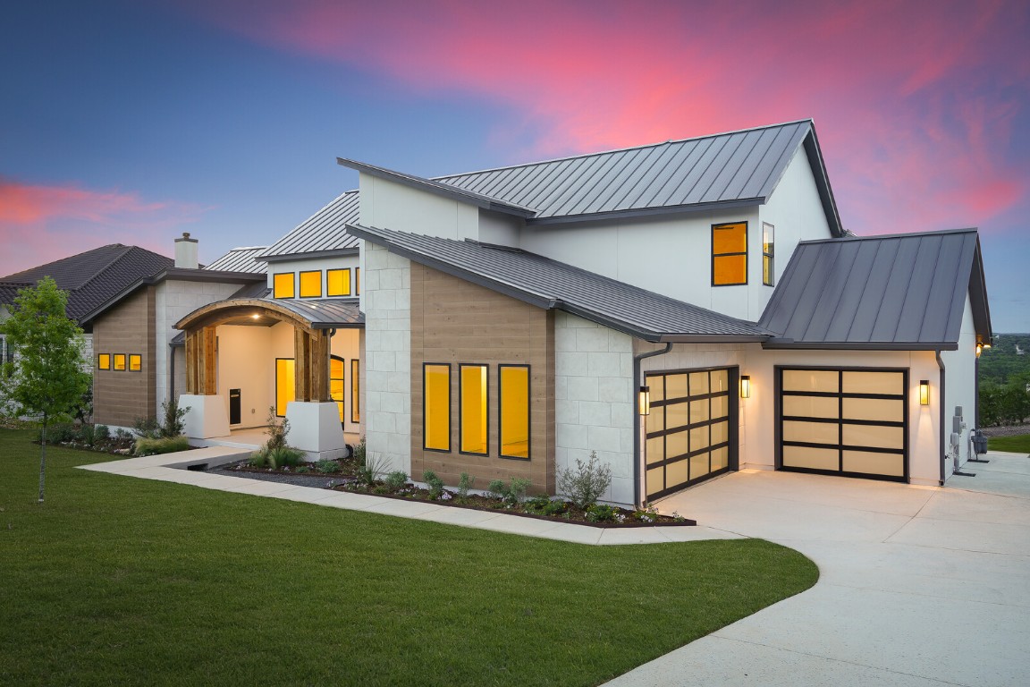 0 Whiterock Kingsland, TX 78639 - Photo 2 of 19 a front view of a house with a yard