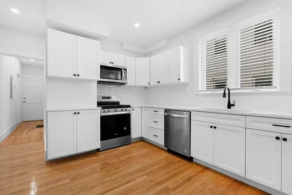 $4,150 | 79 Sydney Street, Unit 2, Boston, MA 02125