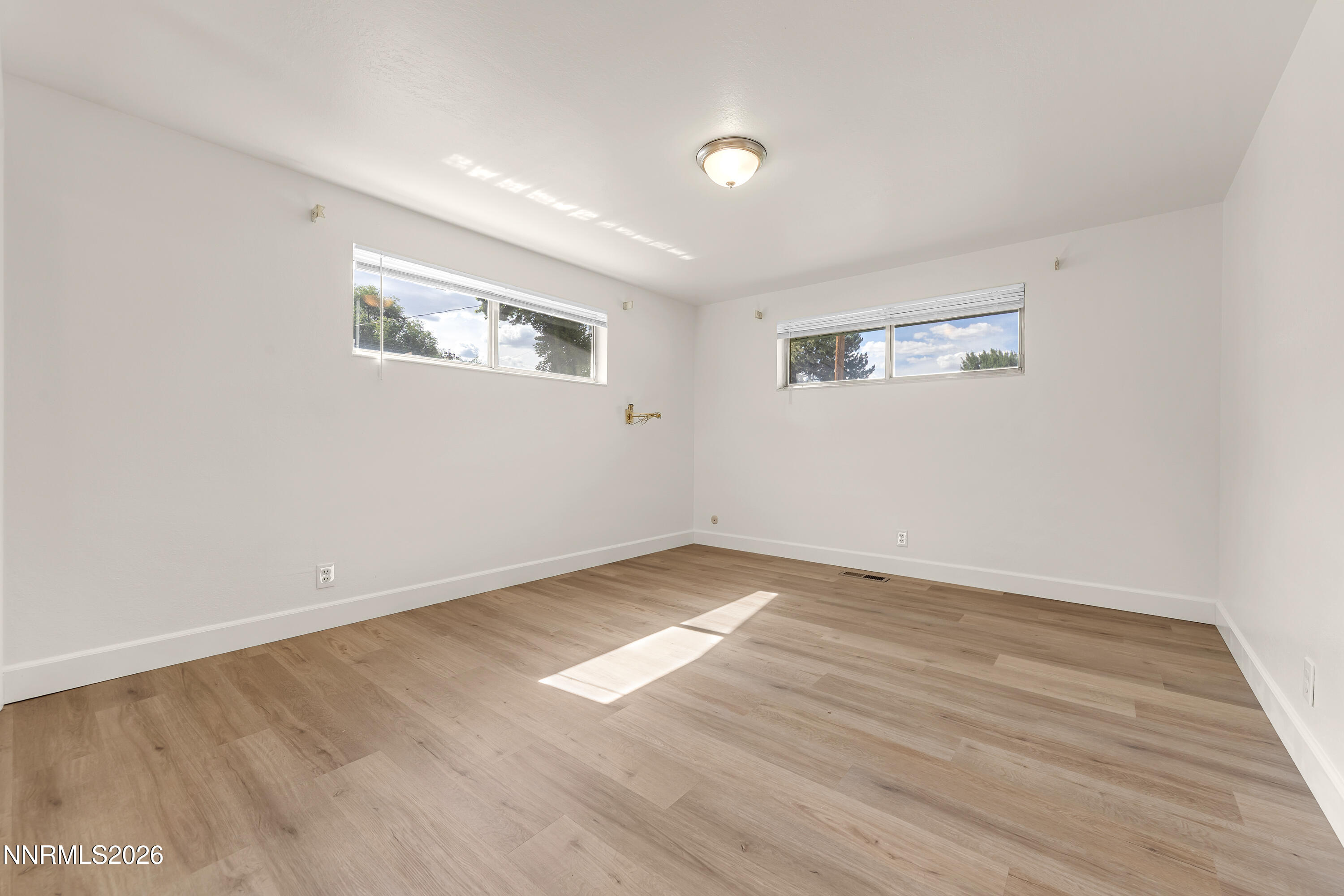 2501 Trentham Way Reno, NV 89509 - Photo 23 of 36 Trentham2501-021
