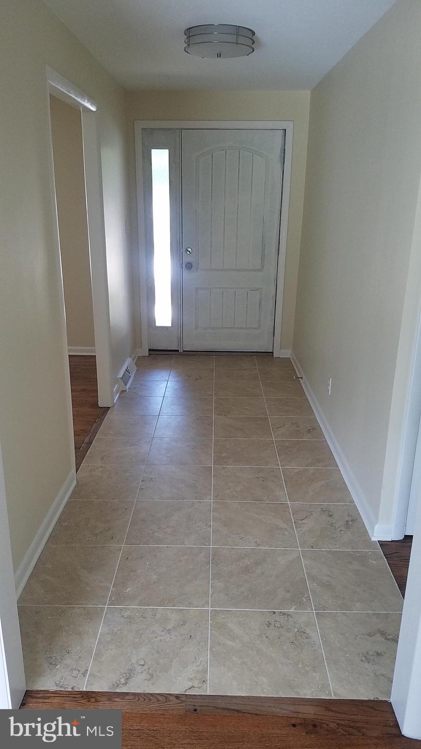 2710 Carnegie Road York, PA 17402 - Photo 6 of 38 Gallery Image 6