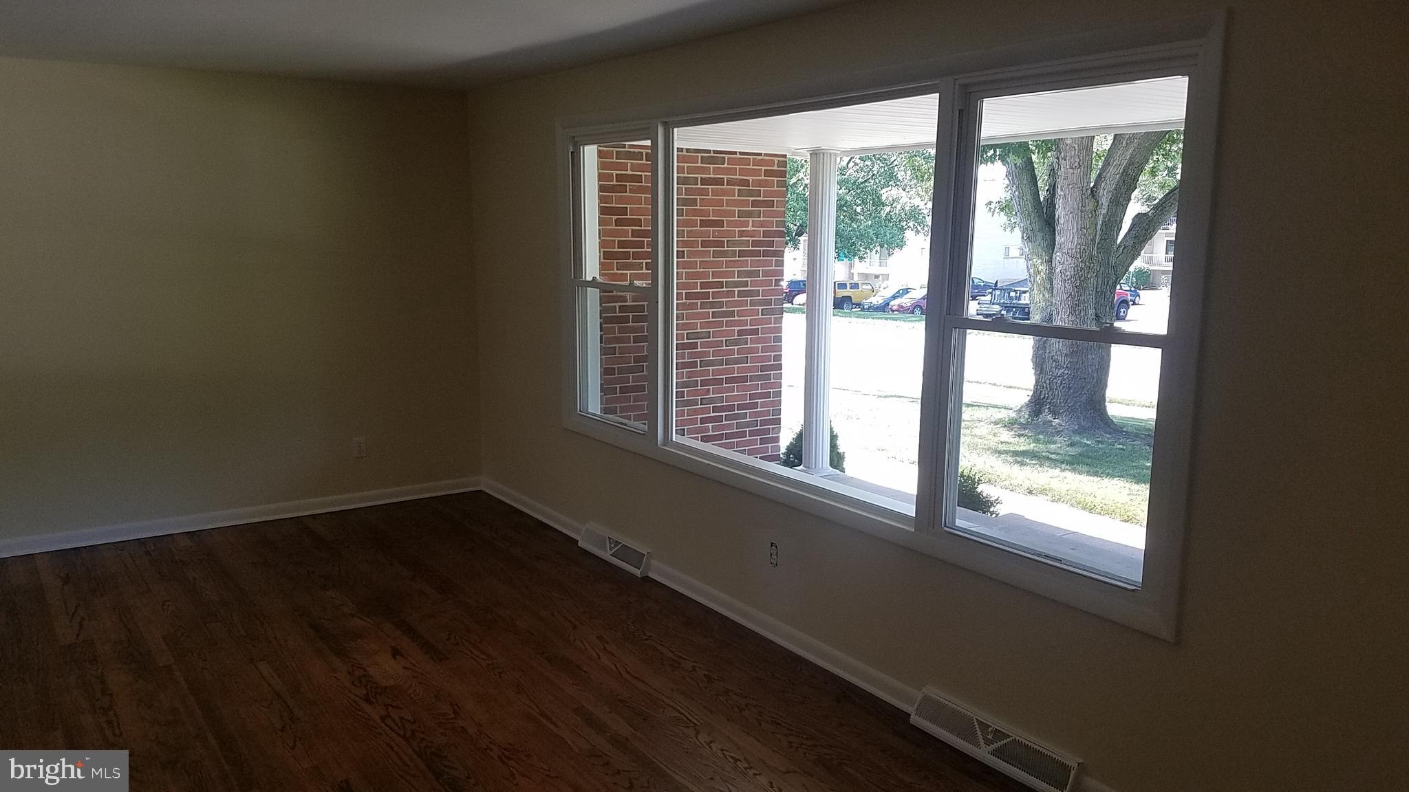 2710 Carnegie Road York, PA 17402 - Photo 8 of 38 Gallery Image 8