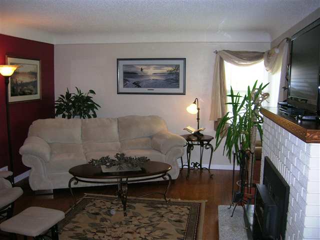901 North Locust Road Spokane Valley, WA 99206 - Photo 3 of 9