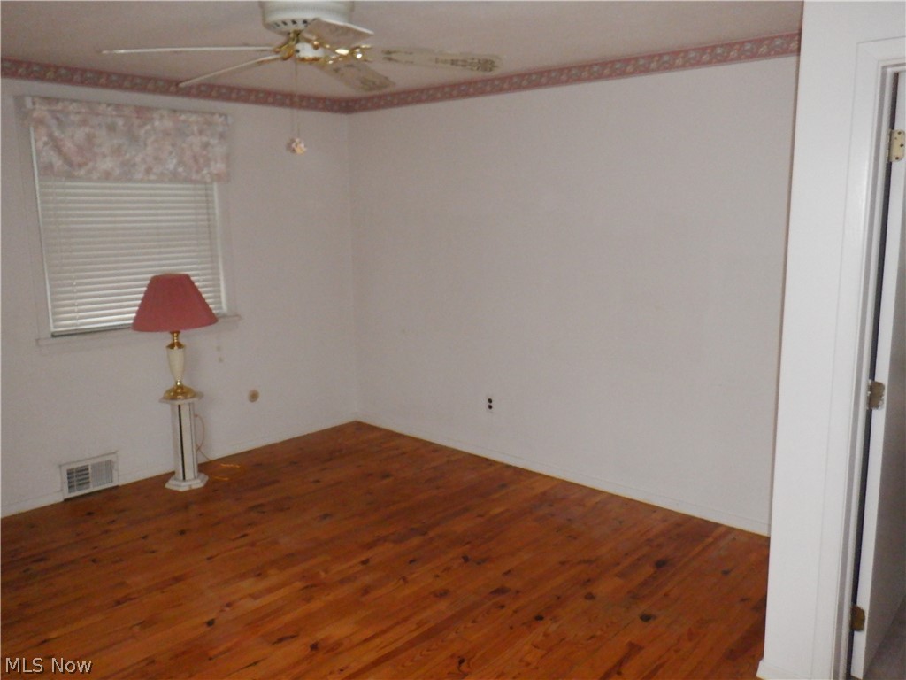6205 Dunham Road Maple Heights, OH 44137 - Photo 9 of 19