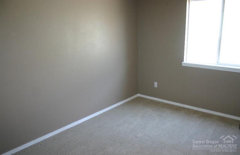 2003 Southwest 29th Street Redmond, OR 97756 - Photo 10 of 14 Additional Photo