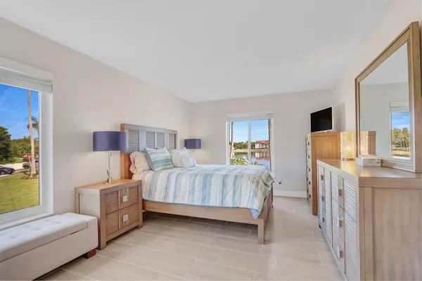 $4,000 | 4444 Northeast Ocean Boulevard, Unit E2, Jensen Beach, FL 34957