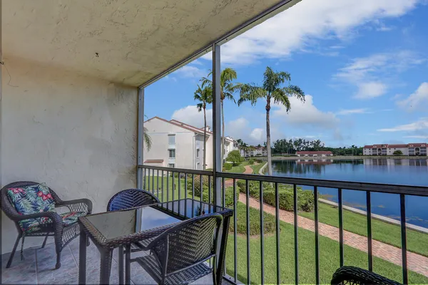 $4,000 | 4444 Northeast Ocean Boulevard, Unit E2, Jensen Beach, FL 34957