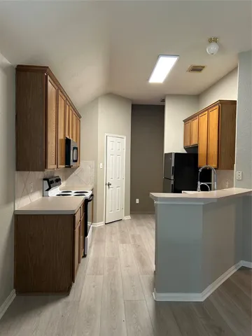 $1,875 | 12338 Browning Drive, Montgomery, TX 77356