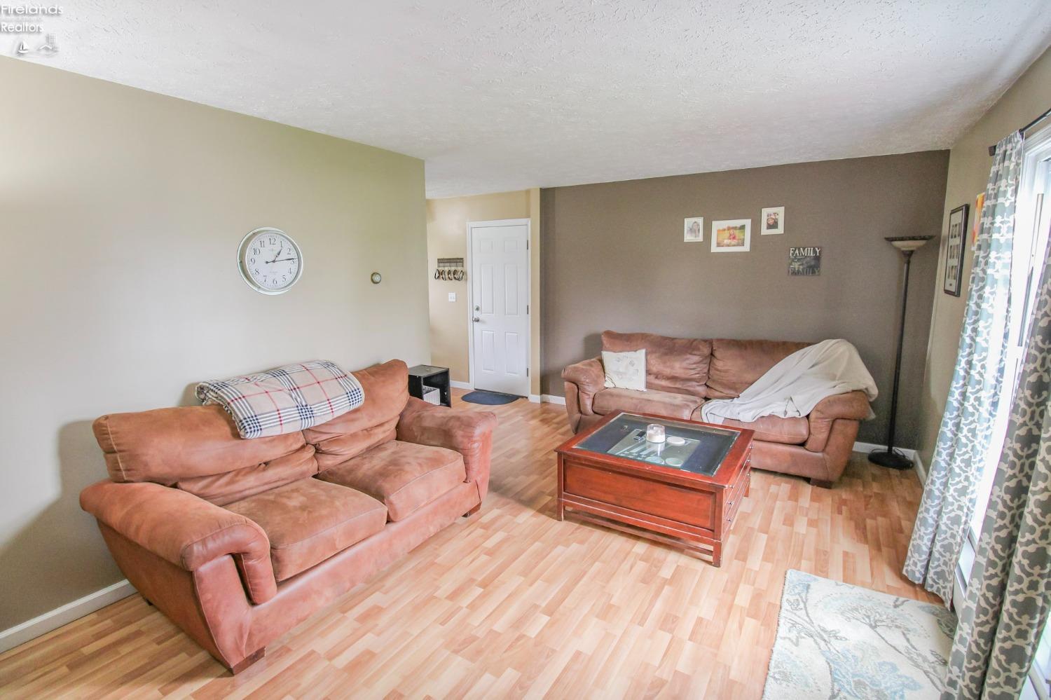 3001 Huron Avery Road Huron, OH 44839 - Photo 3 of 39 Gallery Image 3