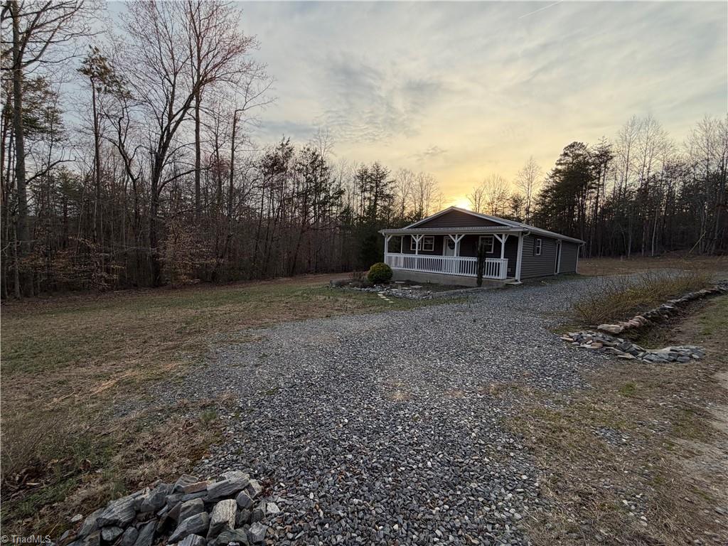1202 Farm Road Pilot Mountain, NC 27041 - Photo 29 of 49