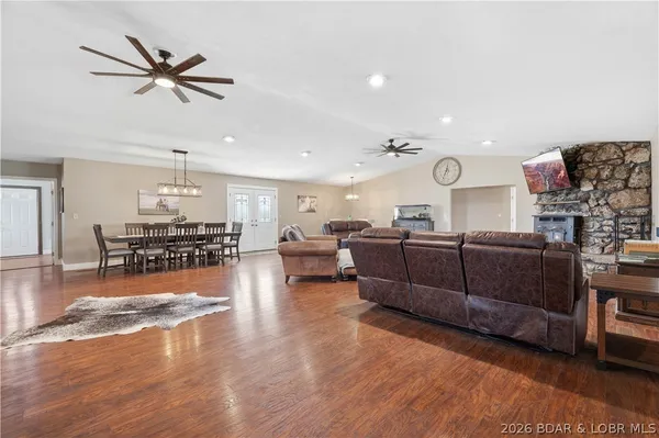$799,000 | 282 Reeds Road, Lebanon, MO 65536