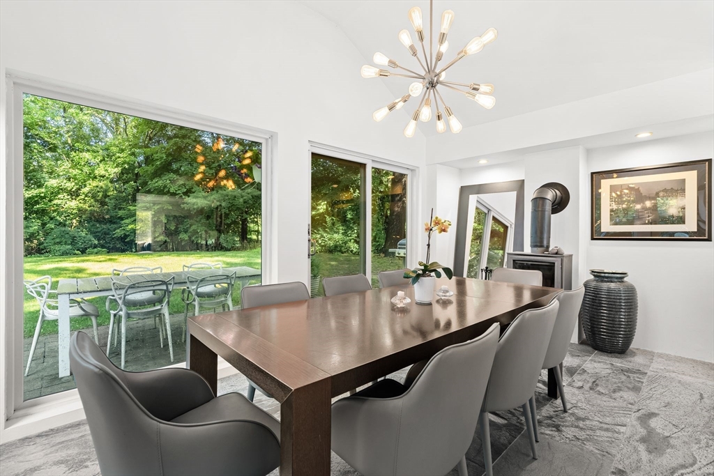 44 Windemere Road Wellesley, MA 02481 - Photo 16 of 39