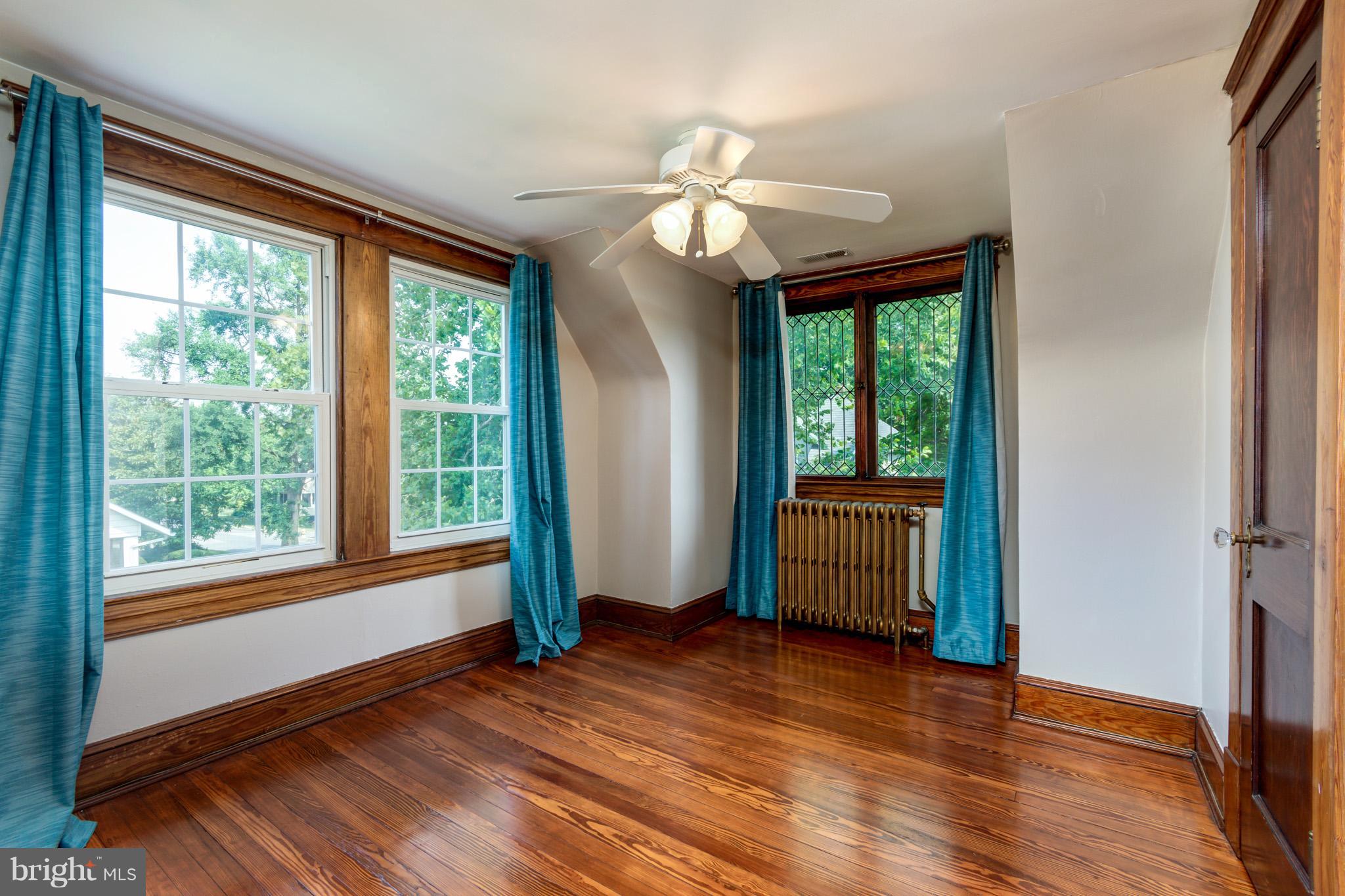 307 Hilltop Road Linthicum Heights, MD 21090 - Photo 23 of 30 Bedroom