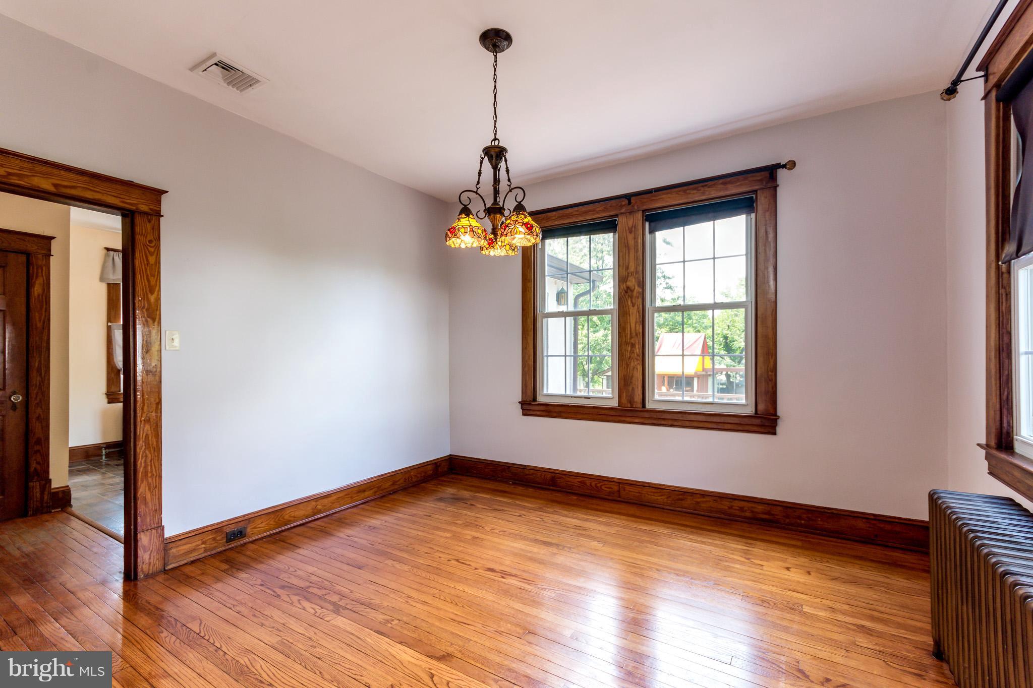 307 Hilltop Road Linthicum Heights, MD 21090 - Photo 10 of 30 Dining Room
