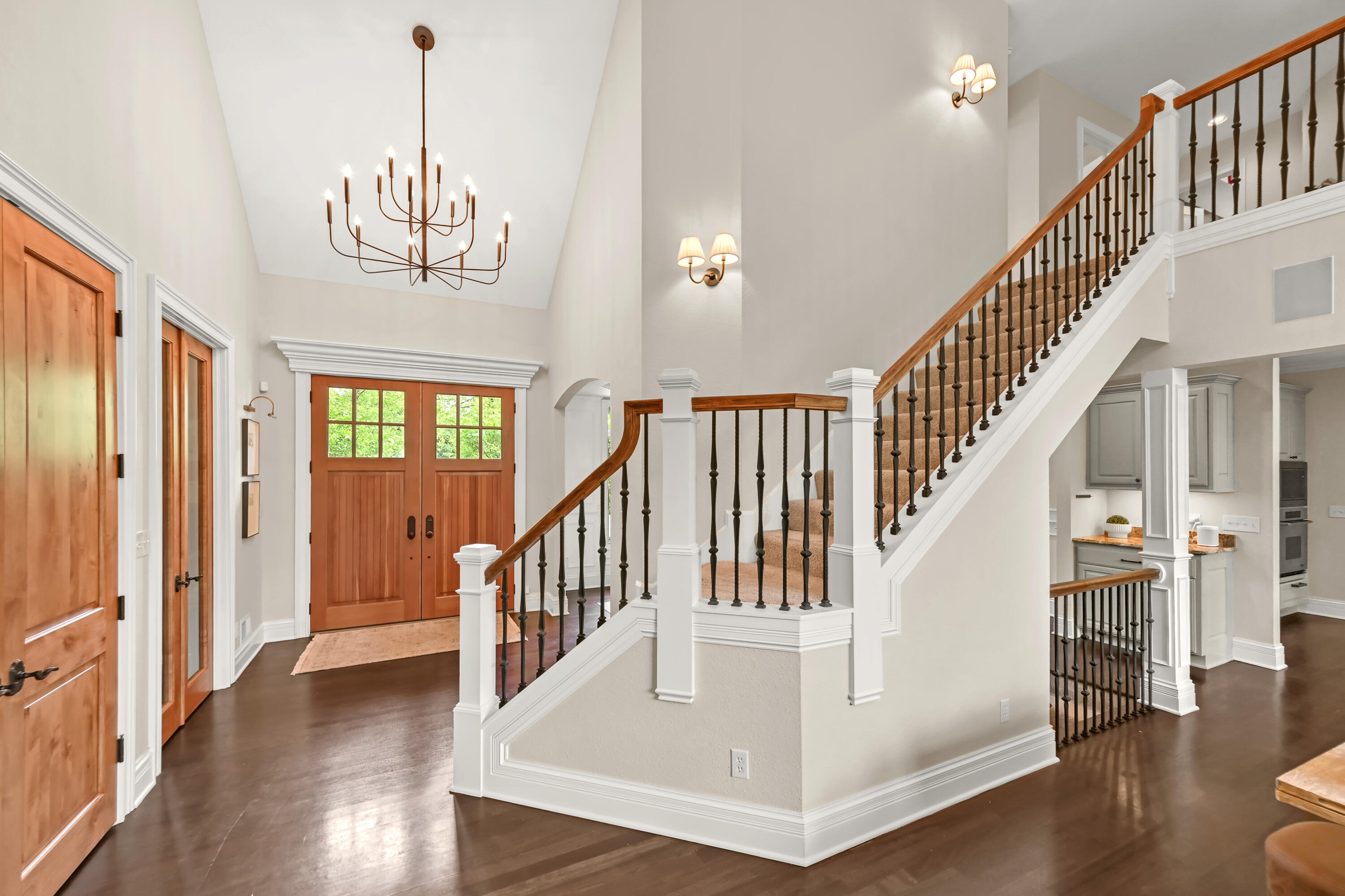 14165 North Pine Bluff Road Mequon, WI 53097 - Photo 3 of 60 DZ14165-19