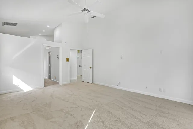 $8,000 | 22 Windward Isle, Unit ISLE(S), Palm Beach Gardens, FL 33418