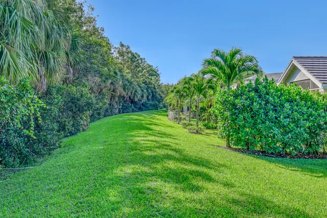 $8,000 | 22 Windward Isle, Unit ISLE(S), Palm Beach Gardens, FL 33418