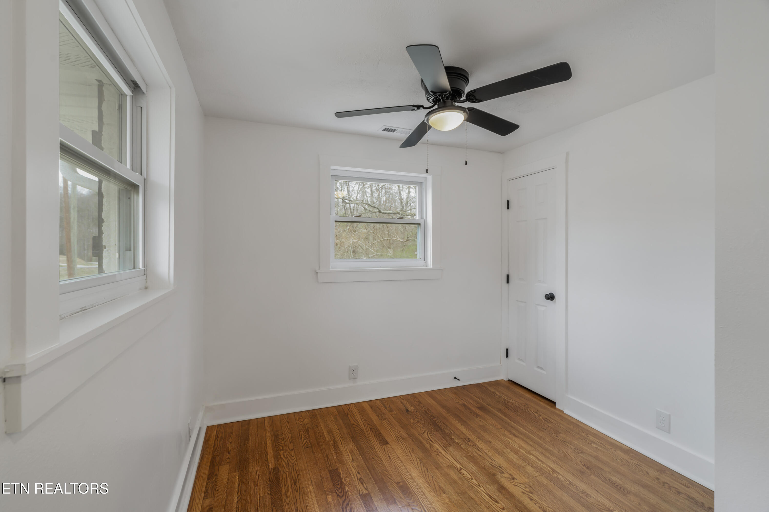 709 Foust Carney Road Powell, TN 37849 - Photo 14 of 38 709 Foust Carney Road-19