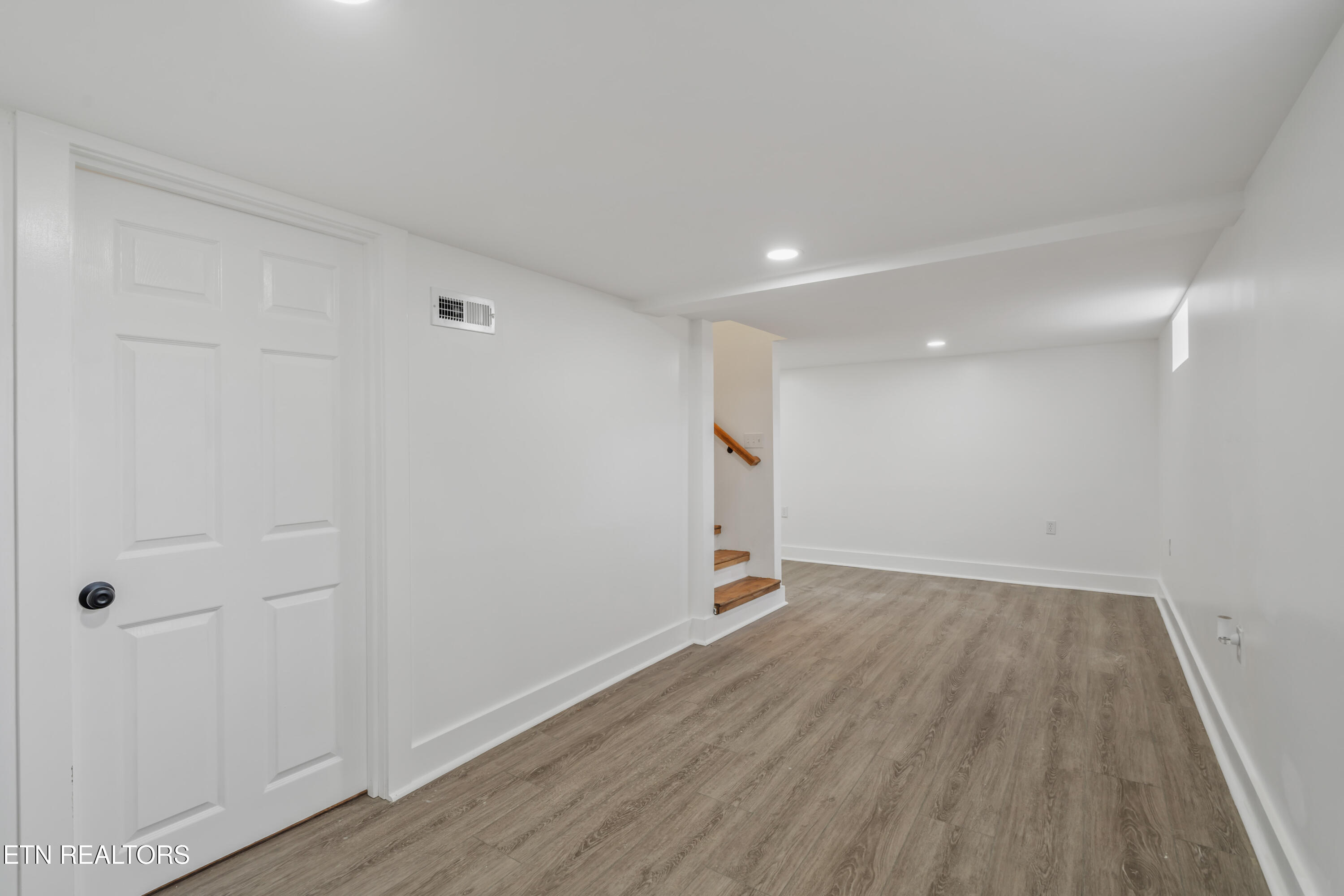 709 Foust Carney Road Powell, TN 37849 - Photo 23 of 38 709 Foust Carney Road-28