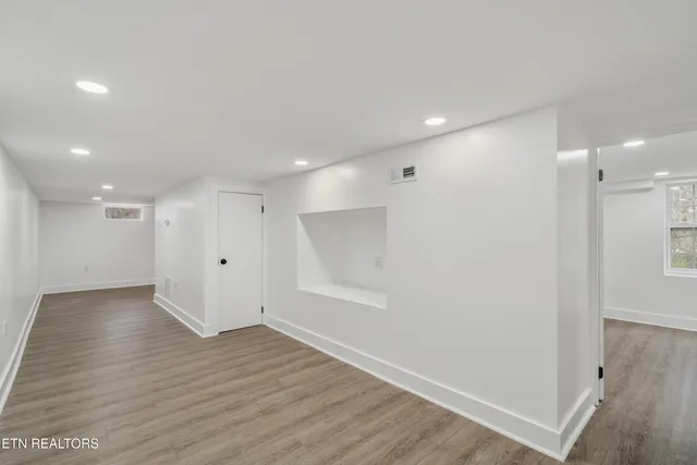 $354,900 | 709 Foust Carney Road, Powell, TN 37849