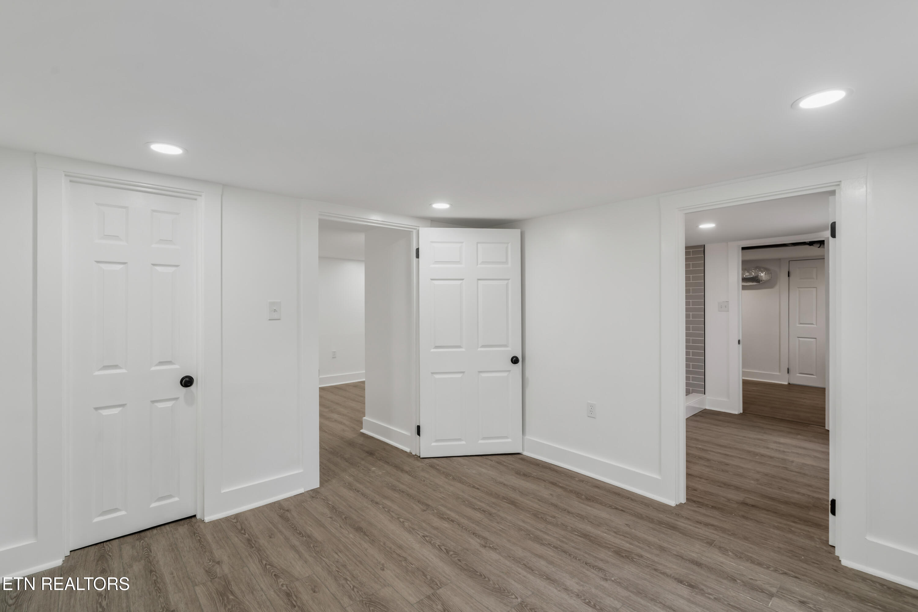 709 Foust Carney Road Powell, TN 37849 - Photo 27 of 38 709 Foust Carney Road-32