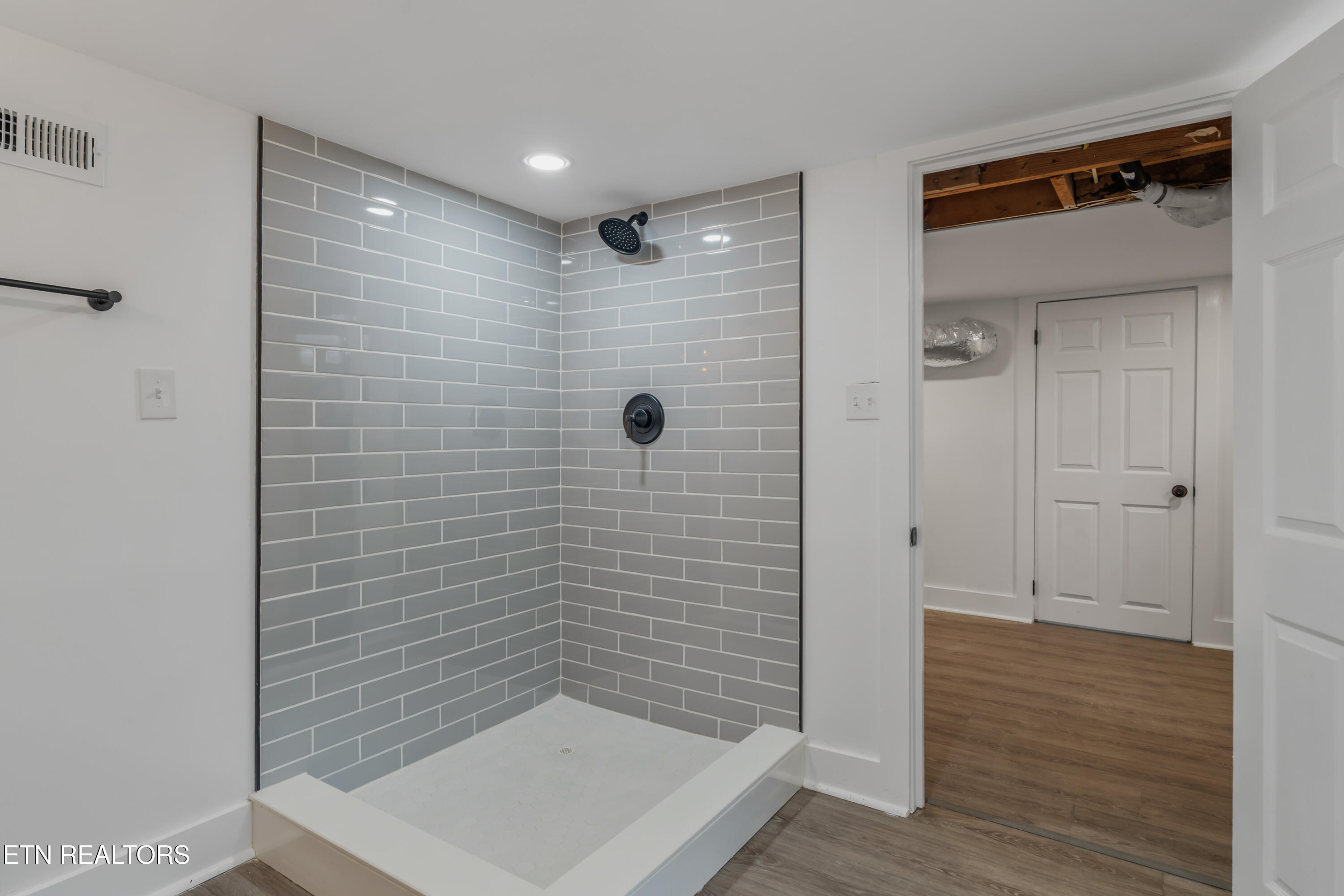 709 Foust Carney Road Powell, TN 37849 - Photo 29 of 38 709 Foust Carney Road-34