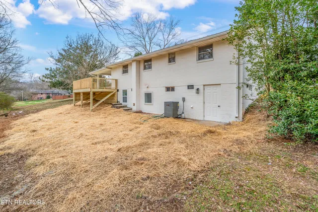 $354,900 | 709 Foust Carney Road, Powell, TN 37849