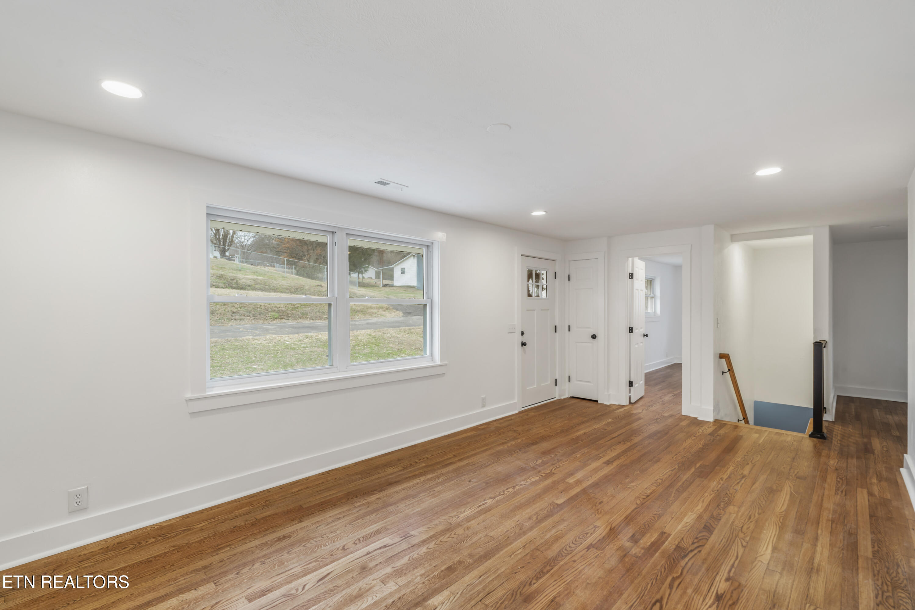 709 Foust Carney Road Powell, TN 37849 - Photo 5 of 38 709 Foust Carney Road-13